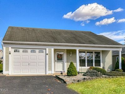 22 Oakham Row, Manchester, NJ, 08759