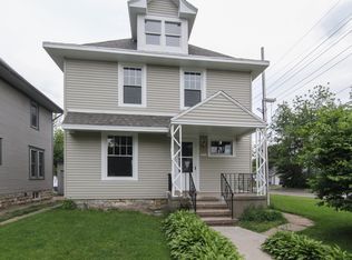 1435 K St SW, Cedar Rapids, IA 52404