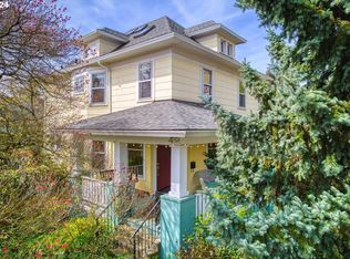 3752 SE Alder St, Portland, OR