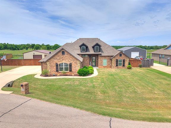 4th image of 31631 Boomer Ave