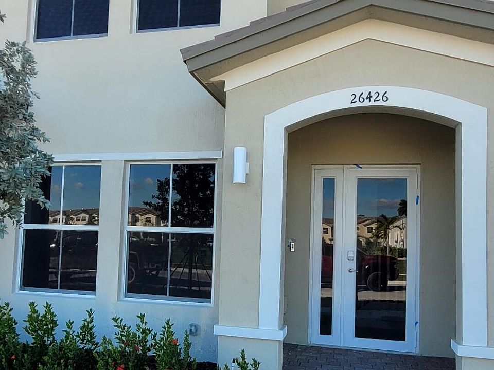 1st image of 26426 SW 148th Court