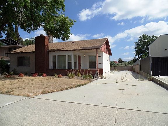 2nd image of 1482 San Bernardino Ave