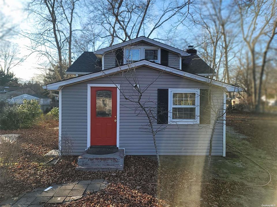 1st image of 176 Laurelton Drive