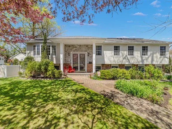 490 Forest Avenue, New Rochelle, NY 10804