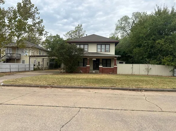 1106 W Spruce Ave, Duncan, OK 73533