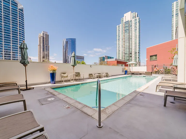 1240 India St #301-1 — Photo 5