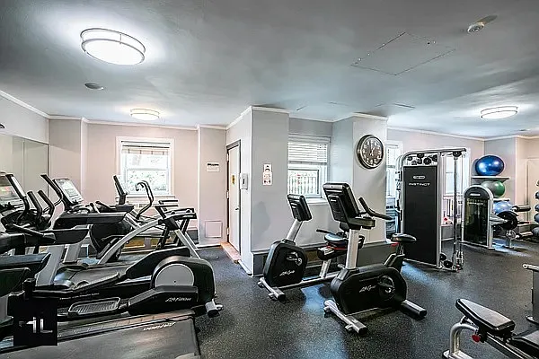 175 Willoughby St #11F — Photo 15