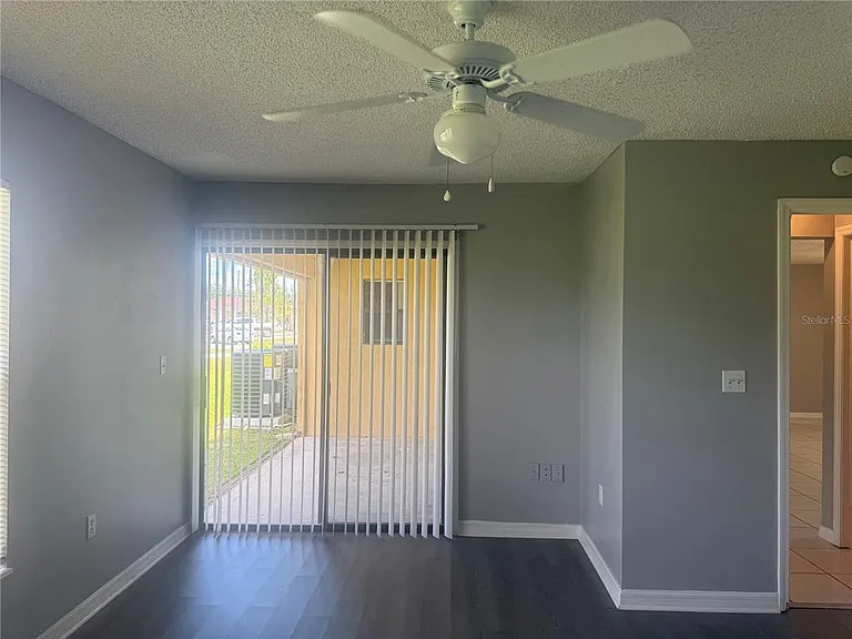627 Bittern Ct #B — Photo 15