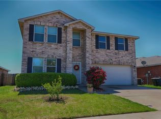 3953 German Pointer Way, Fort Worth, TX 76123