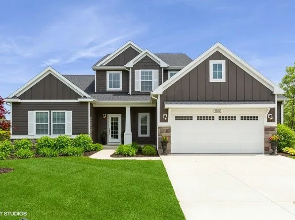 2600 Bell Cir, Stevensville, MI 49127