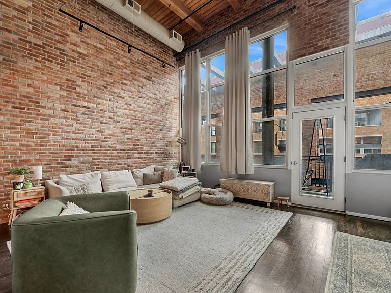 1000 W Washington Blvd #430 — Photo 3