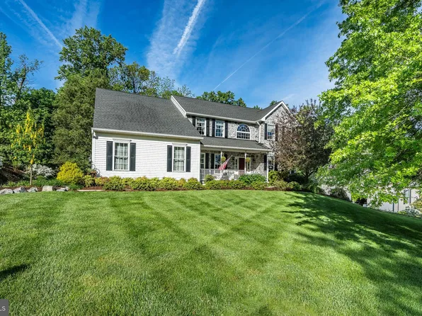 615 Nancy Jane Ln, Downingtown, PA 19335