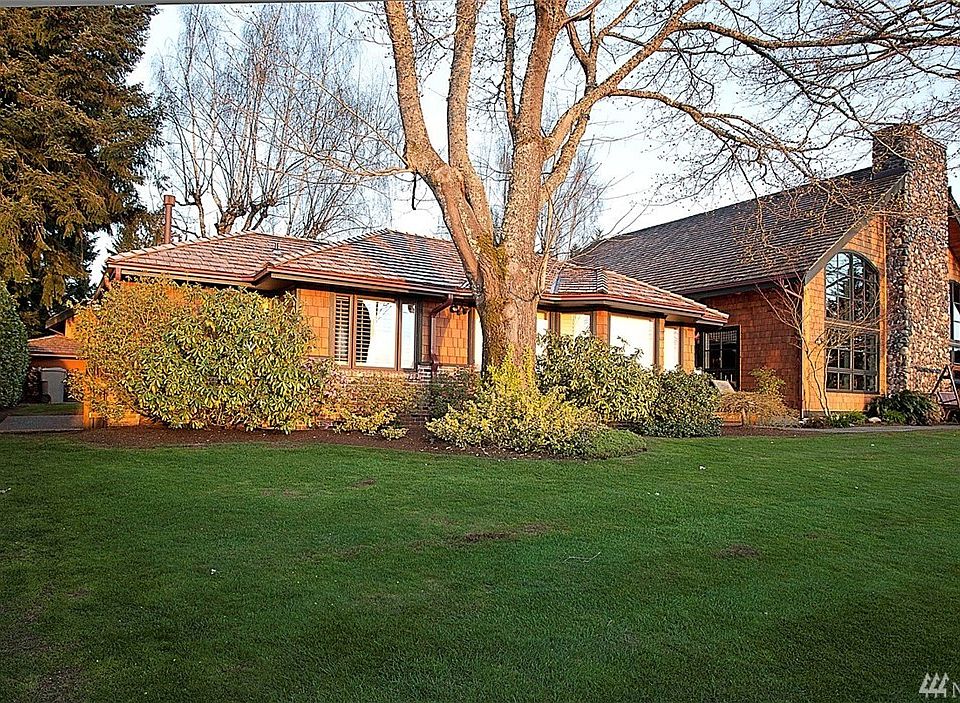 1st image of 3418 Tahoma Pl W