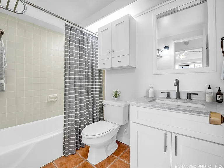 2333 Kapiolani Blvd #405 — Photo 12