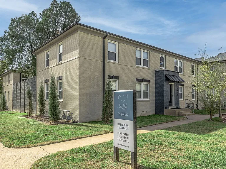 Everly Apartments on Cherry Street — Photo 30