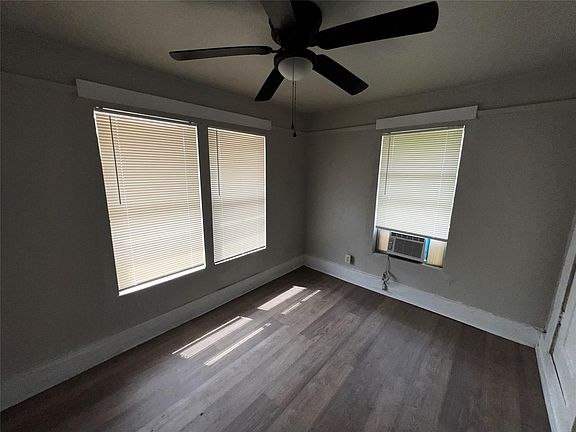 5th image of 741 13th St #B