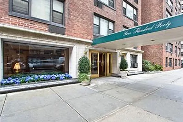 Sold by Corcoran | media 6