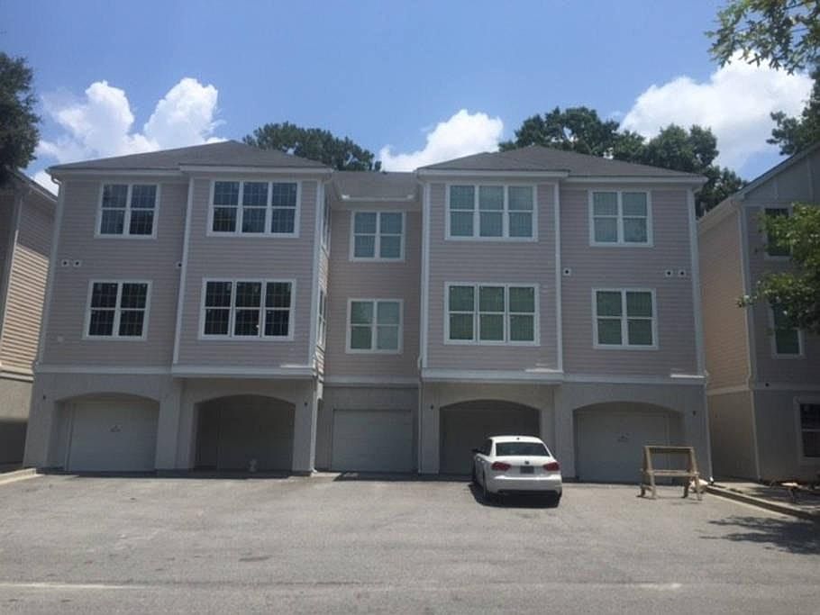1st image of 60 Fenwick Hall Aly APT 628