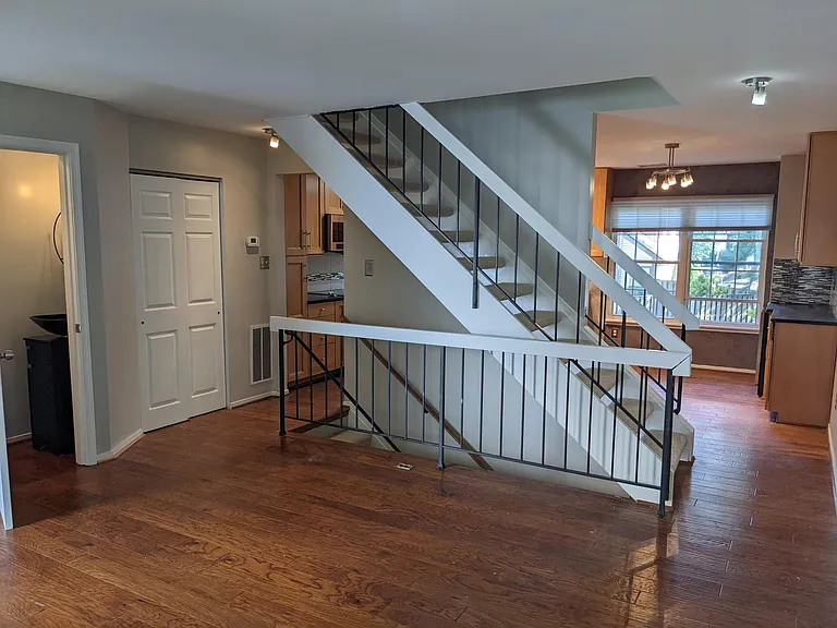 10323 Annaberg Ct — Photo 8