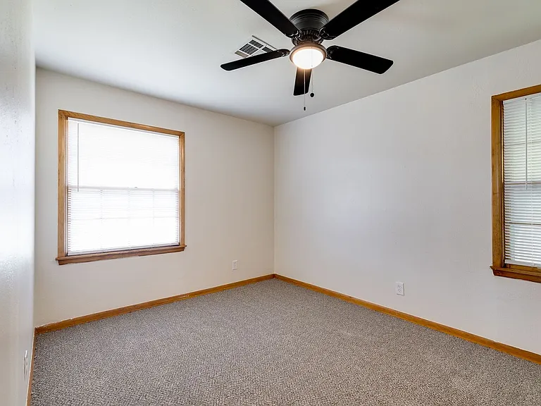 1501 SW 66th St — Photo 14