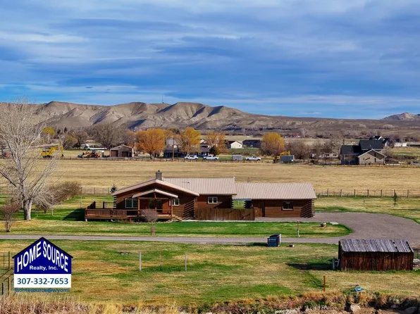 6 Hickerson St, Lander, WY 82520