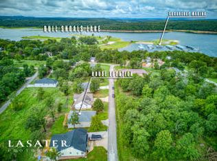 210 Dickens Ave, Diamond City, AR 72644