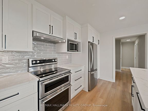 4th image of 20 Chesterton Dr #714