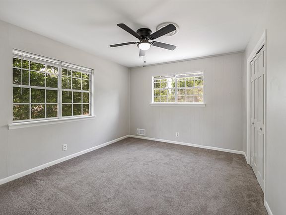 2nd image of 506 Melody Ln