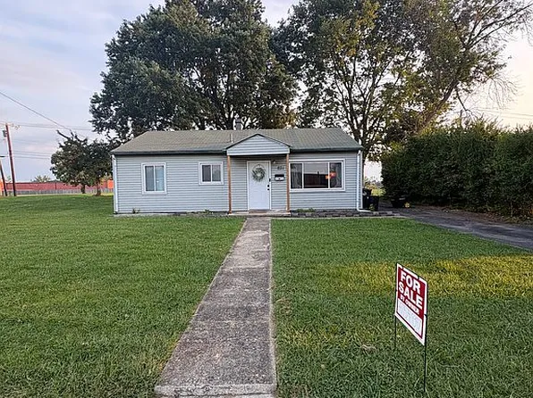 821 Foley Dr, Vandalia, OH 45377