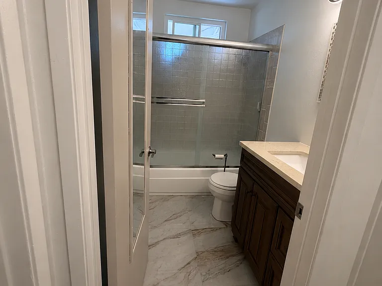 2518 Wanek Rd #C — Photo 12