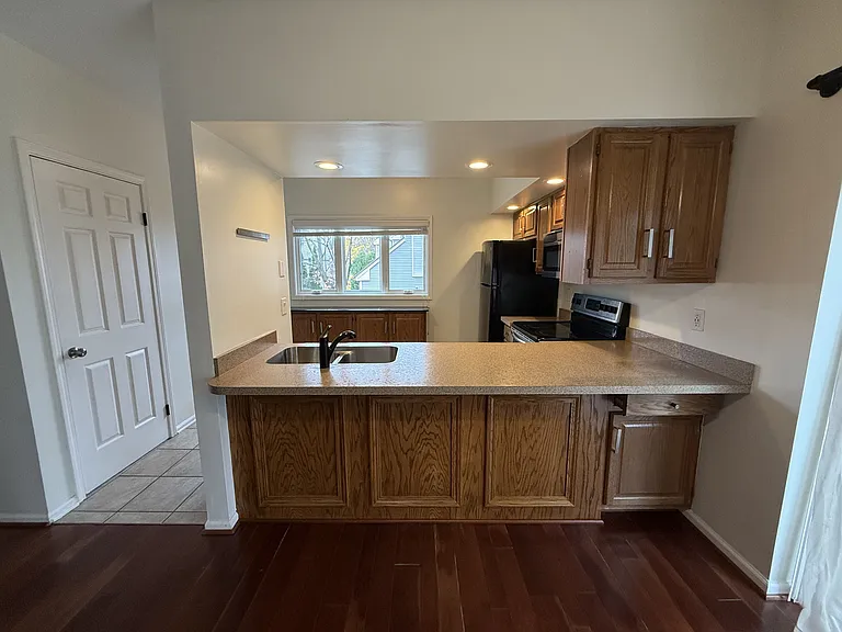 155 Cornhill Pl — Photo 7