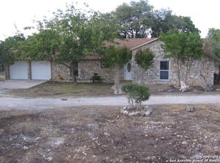 42 Busby Rd, Boerne, TX 78006