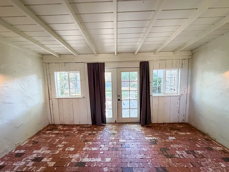 625 Adams Ave — Photo 15