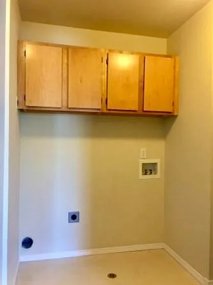 Creekside Apartments — Photo 10