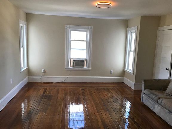 2nd image of 100 Billings St #2