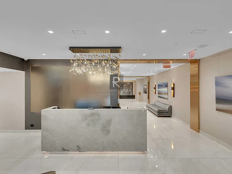 150 W 51st St #1919 — Photo 9