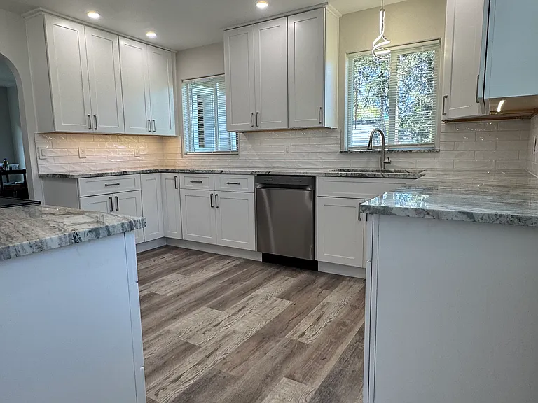8906 Wadsworth St SW — Photo 3