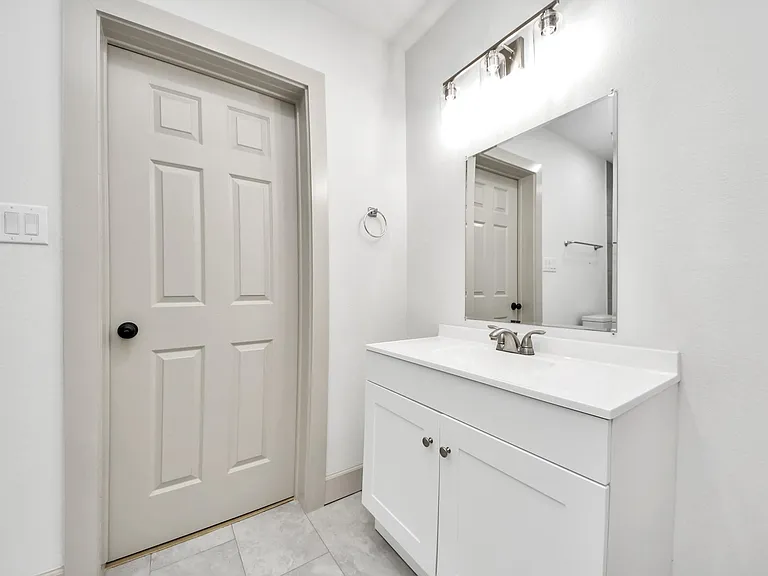 2919 Rosedale St #B — Photo 22