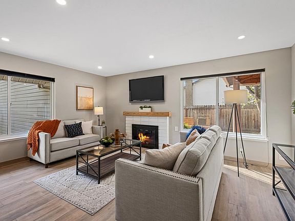 4th image of 1282 Vinci Park Way