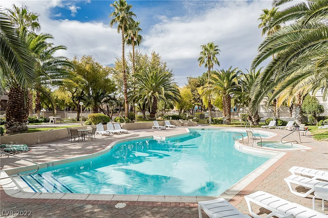 6480 Annie Oakley Dr UNIT 713, Las Vegas, NV 89120 | Zillow