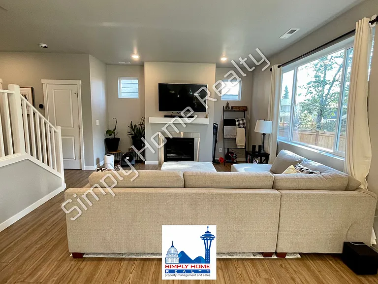 929 Vine Maple St SE — Photo 7