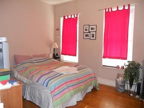 5th image of 664 W Oakdale Ave APT 1