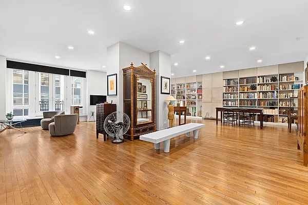 Sold by Compass | media 2