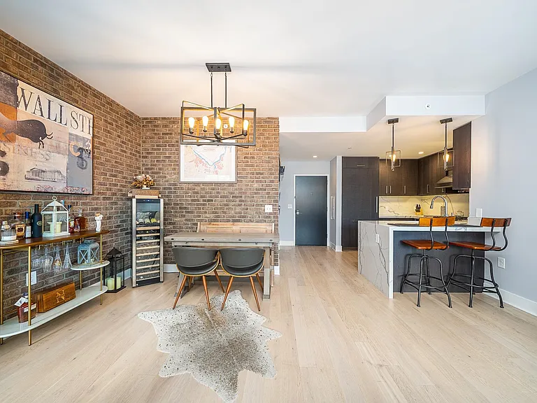 1400 Hudson St #727 — Photo 6