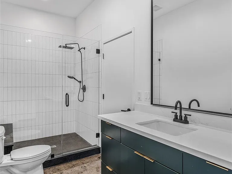 3401 Louisiana St #209 — Photo 4