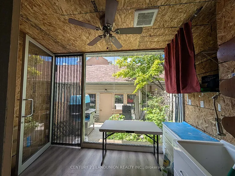 9544 Sheppard Ave E — Photo 16
