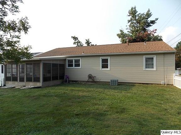 Home for Sale in Quincy, IL $114,900