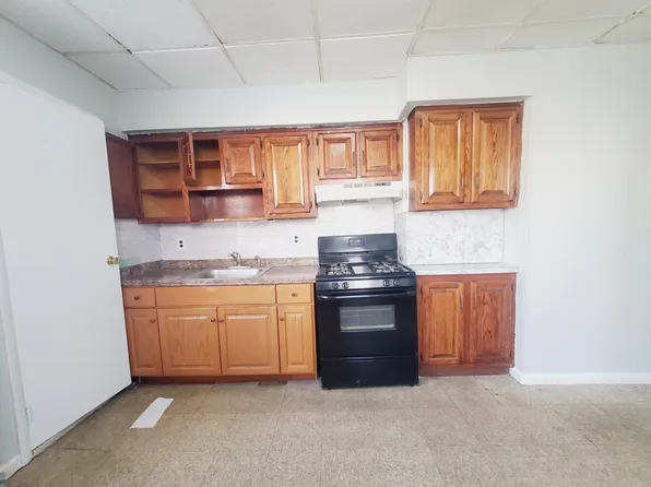 70 Rose Ave, Jersey City, NJ