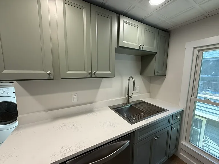 436 N Aurora St #2 — Photo 2