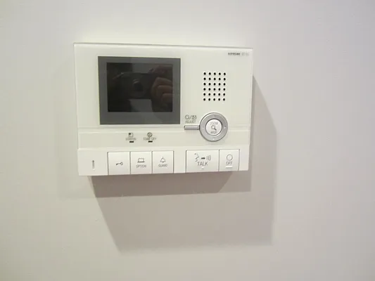 Rented by Uptown Flats LLC | media 10